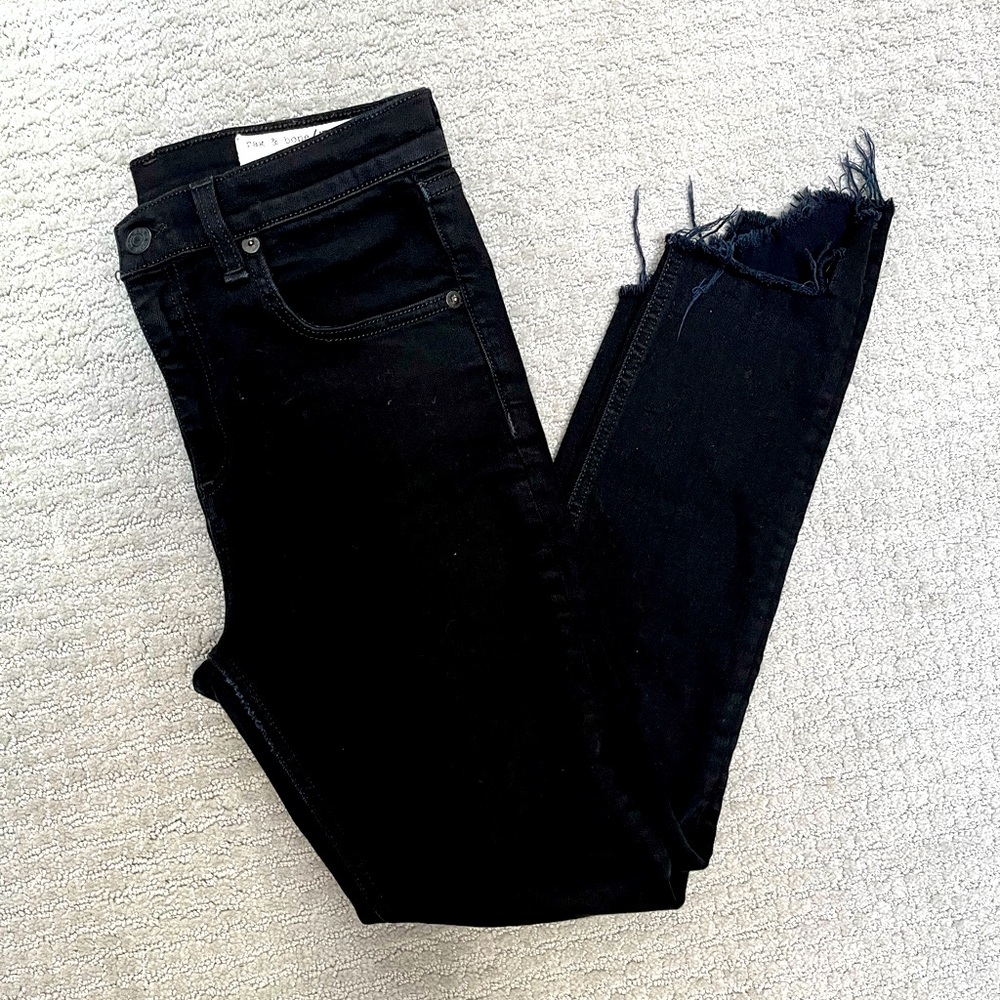 Rag & Bone 10” Capri Jean w/destroyed hem
